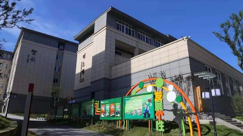 眉山(shān)東辰國(guó)際學(xué)校圖片展示
